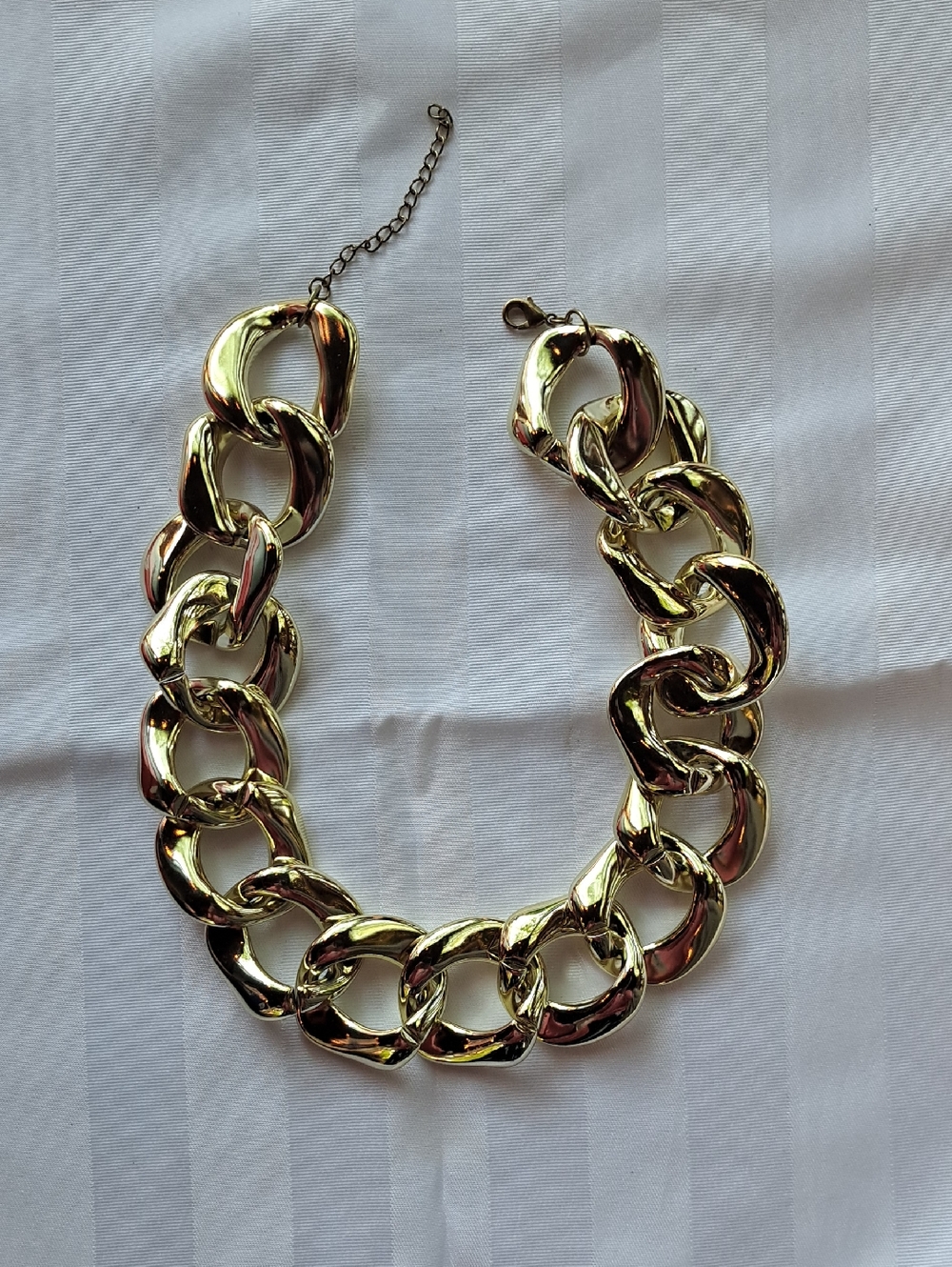 Women’s Chunky Gold Chain Necklace by